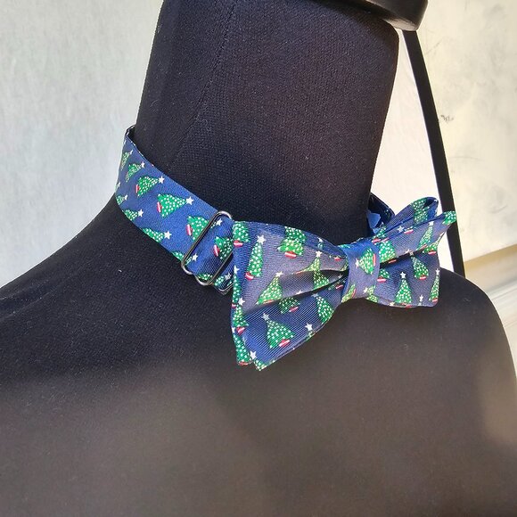 Christmas Bow Tie for Boys - Picture 1 of 2